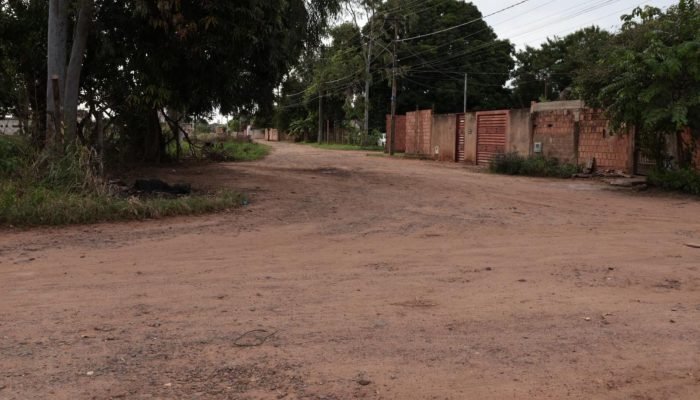 Caminhoneiro atropelou menino ao fazer uma conversão à direita para adentrar a R