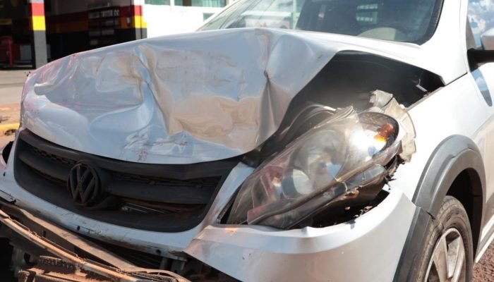 Foto: Saveiro ficou danificada. Foto: Pietra Dorneles/ Jornal Midiamax.