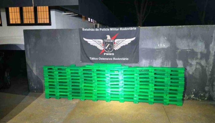 Droga foi apreendida em rodovia de MS. (Divulgação PMR-MS)