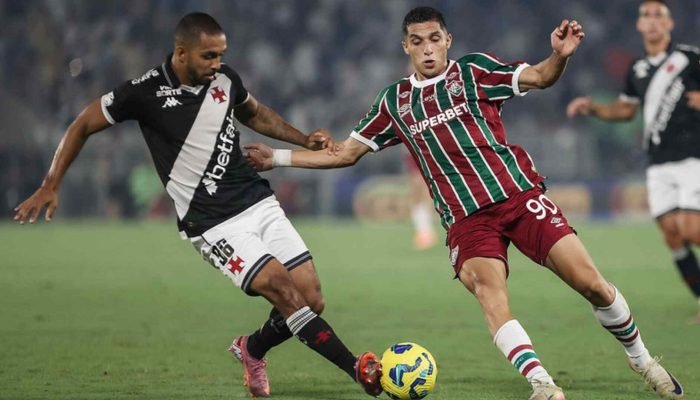 Fluminense-e-Santos_Lucas-Mercon-FFC