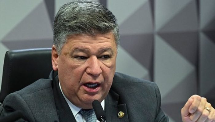 Senador Carlos Viana acompanha investigações sobre fraudes no INSS — Foto: Senad