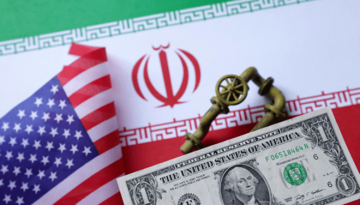 Foto: Ilustração fotográfica mostrando uma peça de gasoduto, bandeiras de EUA e