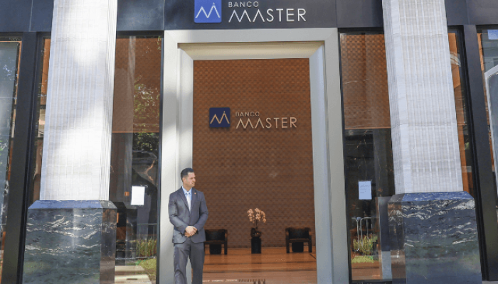 Fachada do Banco Master no bairro Itaim Bibi, zona oeste de São Paulo — Foto: Fa