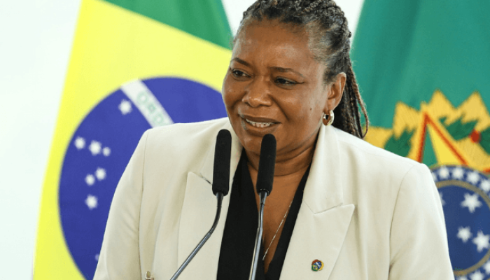 Ministra da Cultura, Margareth Menezes, durante cerimônia de assinatura do decre