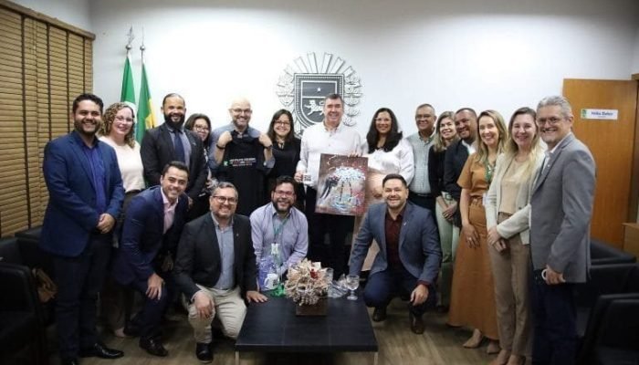 Os diretores dos campi de Campo Grande, Aquidauana, Corumbá, Coxim, Dourados, Jardim, Naviraí, Nova Andradina, Ponta Porã e Três Lagoas, além dos pró-reitores, também participaram da reunião