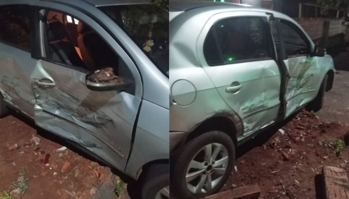 Veículo do casal danificado. — Foto: Veículo do casal danificado. (Reprodução, I
