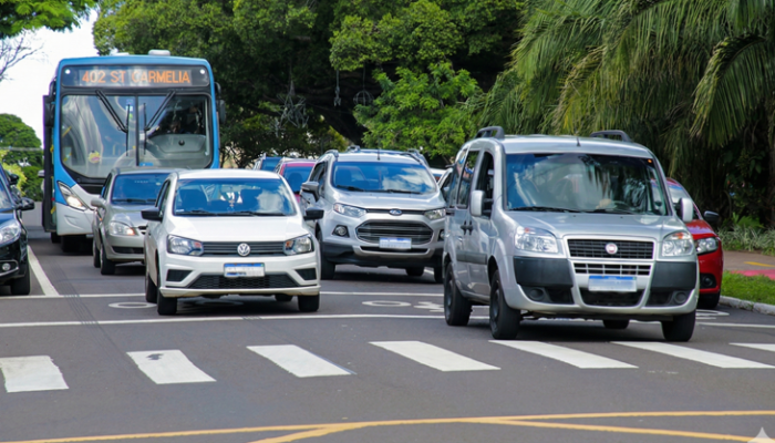 Calendário de licenciamento veicular de 2026 — Foto: Feature image