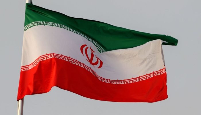 Irã reprime uso de Starlink e aumenta isolamento no país — Foto: Irã reprime uso