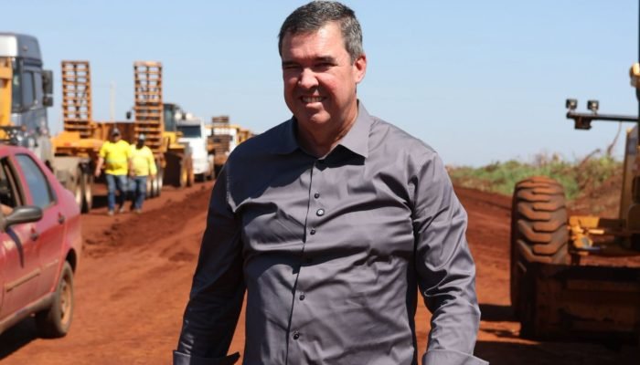 Governador Eduardo Riedel. — Foto: Governador Eduardo Riedel. (Léo de França, Jo