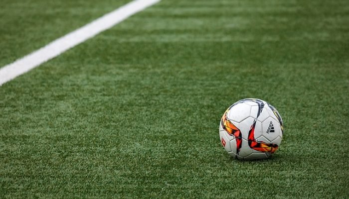 Grama-Sintetica-para-campo-de-futebol