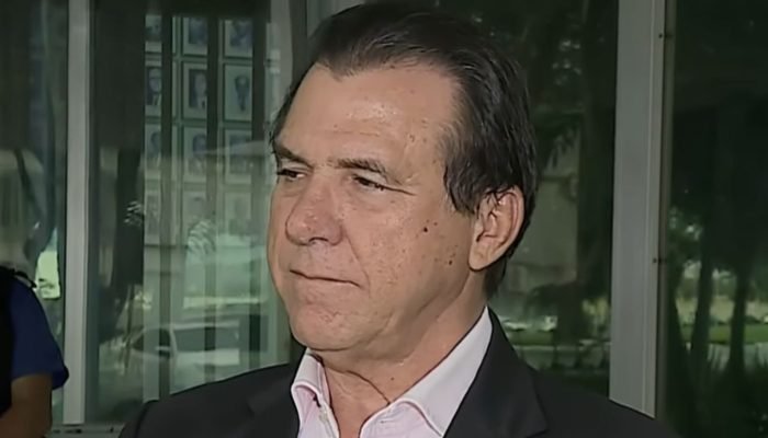 Ministro do Trabalho fala sobre a escala 6x1 — Foto: SBT News