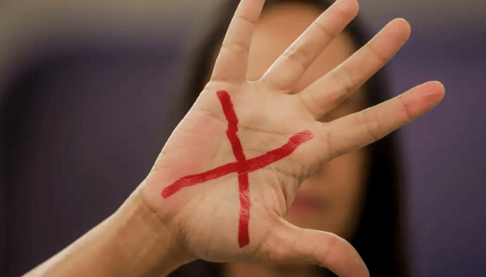 Ministro da Saúde afirma que medida deve reforçar notificações de casos: "Profis