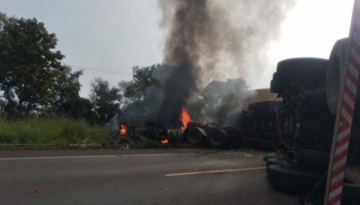 Não há informações do que causou o acidente — Foto: Não há informações do que ca