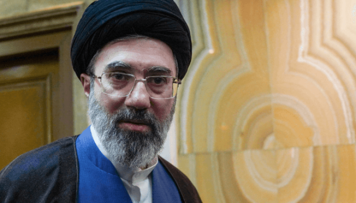 Foto: Novo líder supremo do Irã, Mojtaba Khamenei | Foto: reprodução/Reuters