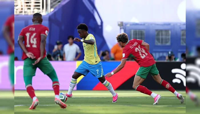 Gol brasileiro foi marcado por Vinícius Jr. — Foto: Gol brasileiro foi marcado p