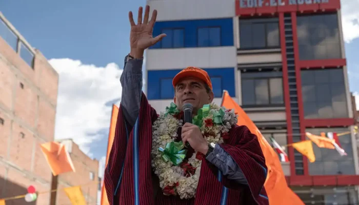 Rodrigo Paz é eleito presidente da Bolívia e defende pacificação interna