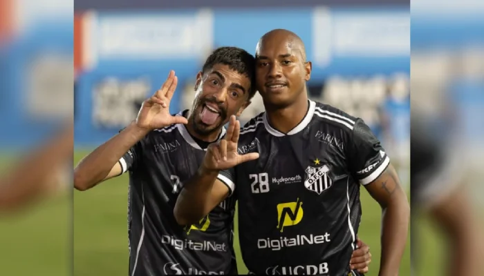 Foto: Einstein e Choco (Foto: Reprodução, Operário)