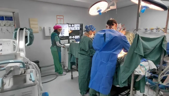 Serão entregues 150 novos combos cirúrgicos e 20 tomógrafos em todo o País — Fot