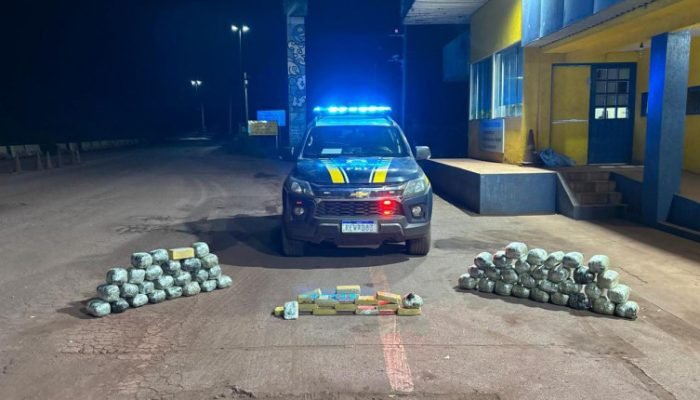 Drogas somaram mais de 72kg. — Foto: Drogas somaram mais de 72kg. (PRF, Divulgaç