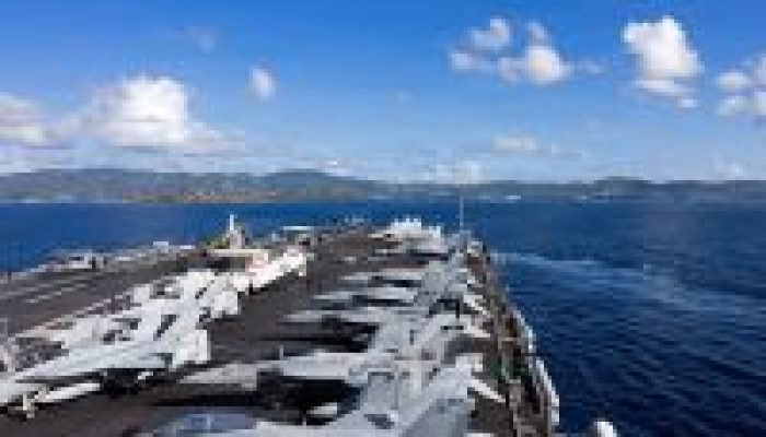 Porta-avioes-USS-Gerald-R.-Ford-nas-Ilhas-Virgens-Americanas