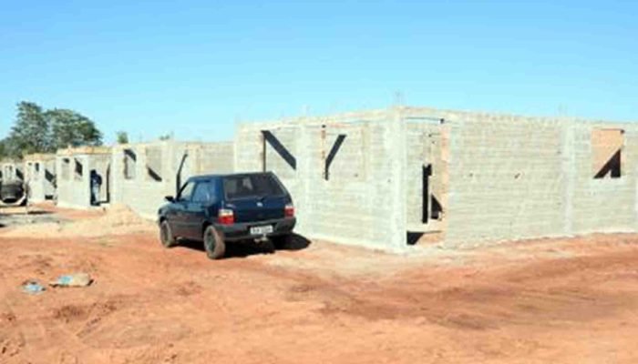 Prefeitura de Iguatemi pagará R$ 2,53 milhões pela construção de 20 casas popula