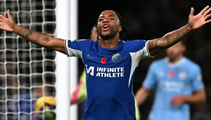Sterling deixa a Inglaterra e fecha com o Feyenoord — Foto: Sterling deixa a Ing