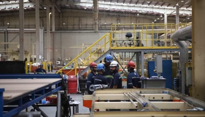 Trabalho-e-industria-730x480-1