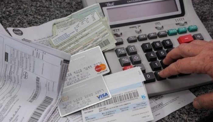 Simulação de cálculo de dívidas — Foto: Simulação de cálculo de dívidas | Divulg