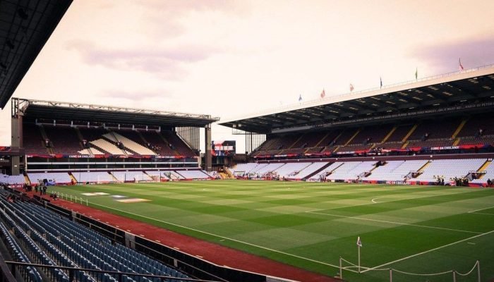 Villa Park, casa do Aston Villa — Foto: Villa Park, casa do Aston Villa • Divulg