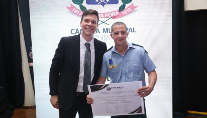 Comandante do 4º BPM recebe Título de Cidadão Pontaporanense