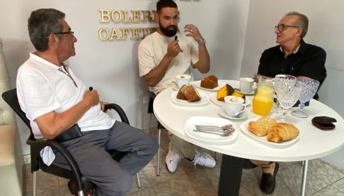 Jogador esteve na cidade Natal e falou sobre assunto — Foto: Jogador esteve na c