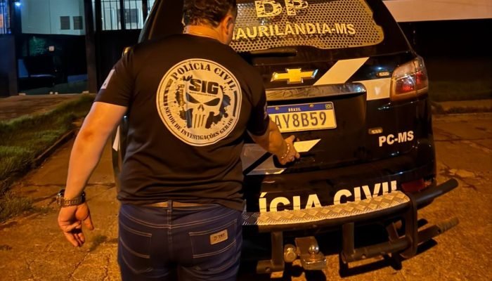 Policiiais da Polícia Civil realizam operação em Anaurilândia contra o tráfico d