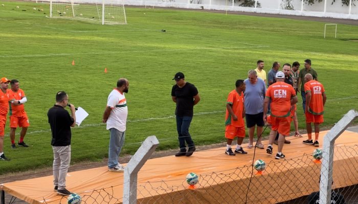 Cicero dos Santos na apresentação da comissão técnica no inicio da temporada 2026 - Foto: Julio Fernando