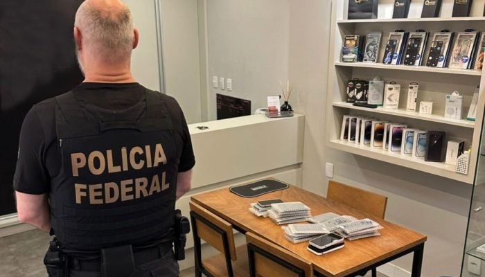 PF deflagra operação contra importação ilegal de celulares em SC