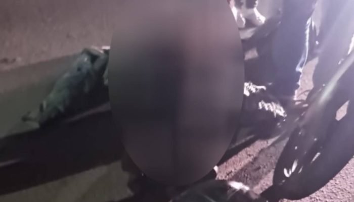 Uma das vítimas caída ao solo — Foto: Uma das vítimas caída ao solo (Fala Povo)