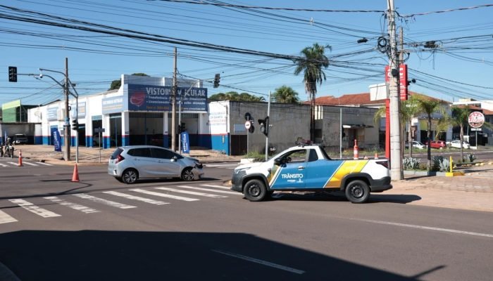 Foto: Acidente ocorreu no cruzamento da Rui Barbosa com a Avenida Eduardo Elias