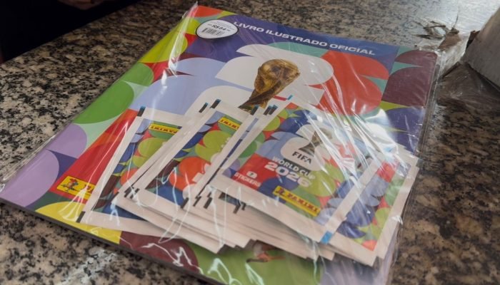 Álbum de figurinhas da Copa do Mundo de 2026. (Foto: Leo de França/Jornal Midiam