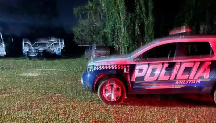 Foto: Polícia no local dos fatos. (Foto: Fala Povo Midiamax)