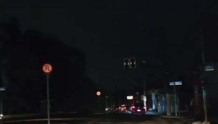 A capital paulista é a região mais impactada, com 38 mil casas sem luz — Foto: A