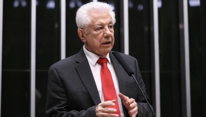 Arlindo Chinaglia avalia velocidade na aprovação do tratado no plenário da Câmar