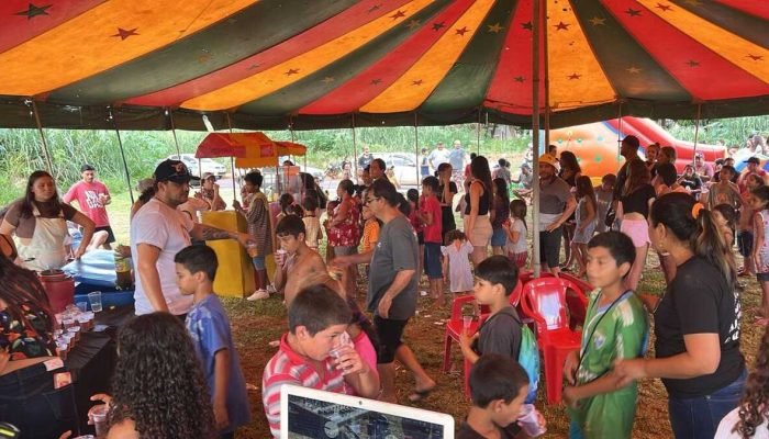 Ação de Natal solidário em Moreninha I — Foto: PREF. MARACAJU - DEZEMBRO 3