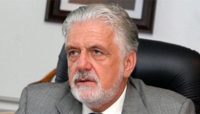 Foto: Operação fez buscas e apreensões em endereços do líder do governo do Senad