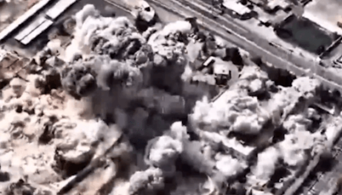 Foto: Quartel-general da Guarda Revolucionária do Irã é destruído em ataque, diz