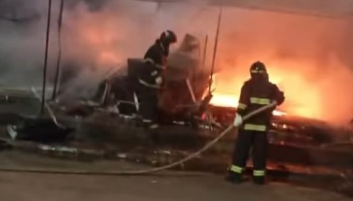 Incêndio Destrói Lojas na Linha Internacional entre Ponta Porã e Pedro Juan Caballero