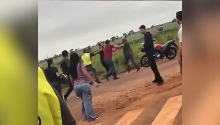 Foto: Briga foi registrada em vídeo - Imagem: Reprodução
