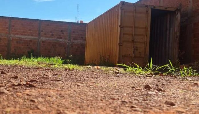 Contêiner com cigarros contrabandeados descoberto em campo grande