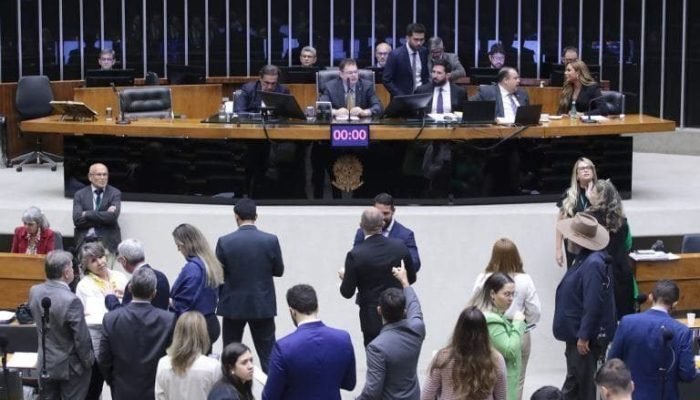 camara-aprova-urgencia-para-quatro-projetos-de-lei-acompanhe-479775651
