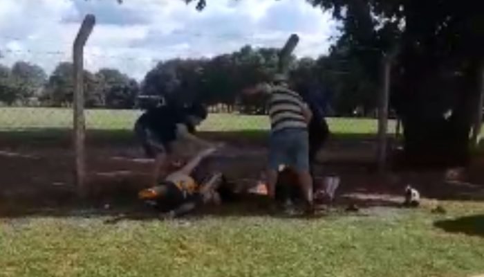 Foto: Briga generalizada - Foto: reprodução/ Babalizando