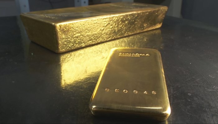 Ouro e bitcoin atingem recordes em meio a incertezas globais