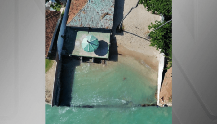 Anúncio de uma casa à beira-mar em Maragogi, no litoral norte de Alagoas, virou